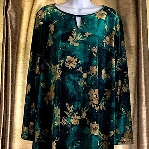 Long Sleeve Full Length Woman’s Nightgown.Sz.XLarge